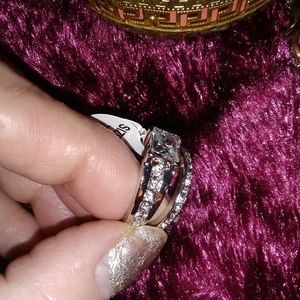 Brand New wedding set , sterling silver